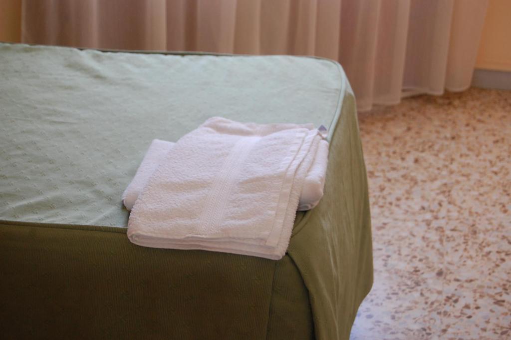 Hotel Balfagon Каланда Стая снимка
