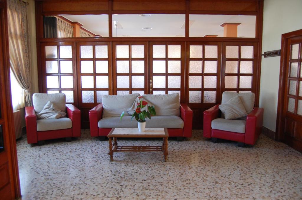 Hotel Balfagon Каланда Екстериор снимка